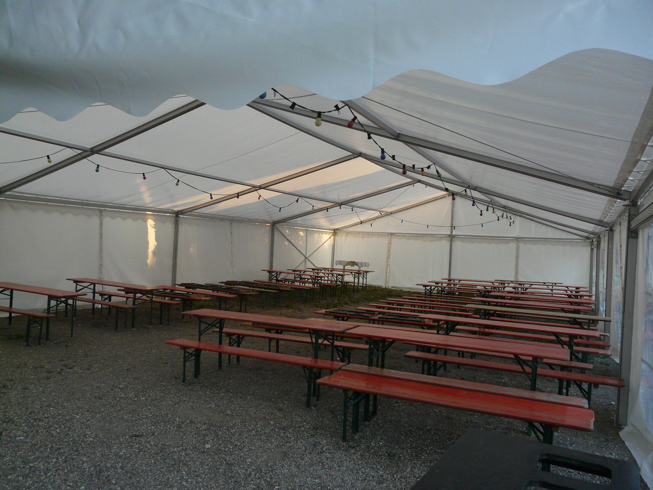 neues festzelt innen